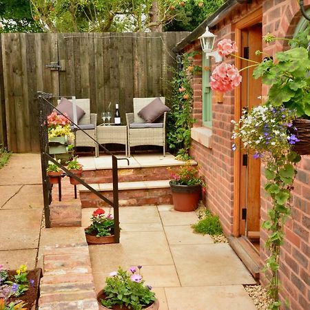 Pine Tree Lodge, Bridgnorth Bagian luar foto