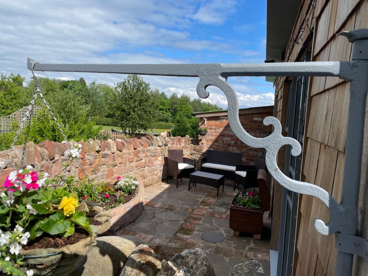Pine Tree Lodge, Bridgnorth Bagian luar foto
