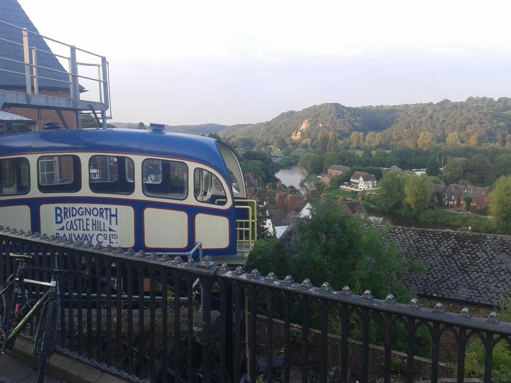 Pine Tree Lodge, Bridgnorth Bagian luar foto